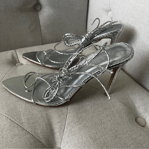 BILLINI NIB Perouze Silver Heels SIZE 10 - Picture 3 of 9